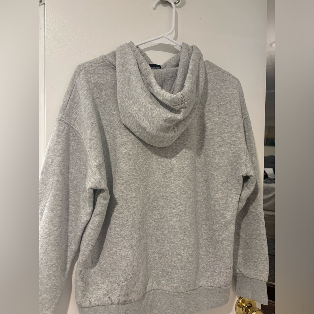 S under armor gray hoodie